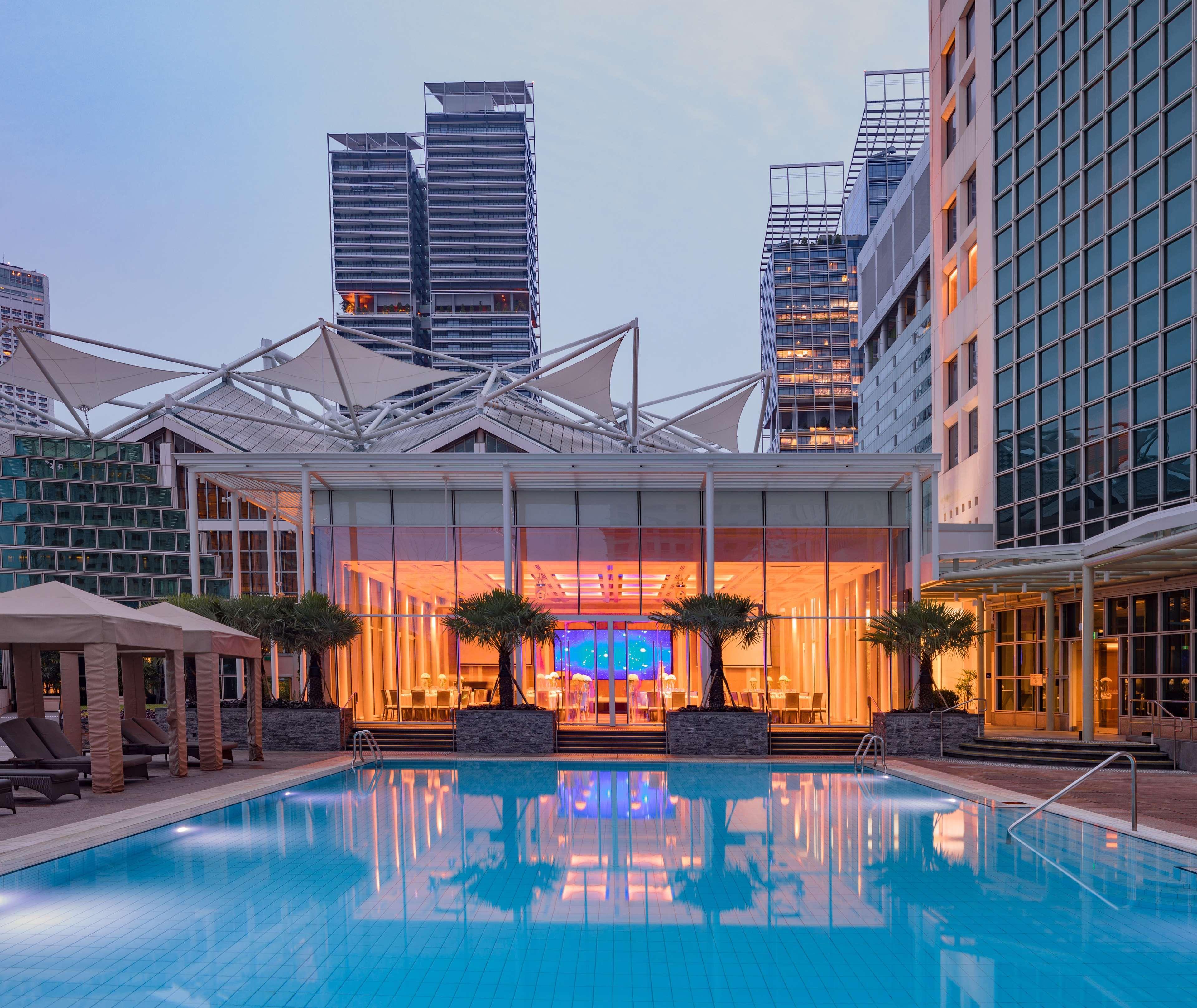 คอนราด คอนเทนเนียล สิงคโปร์ Hotel ภายนอก รูปภาพ